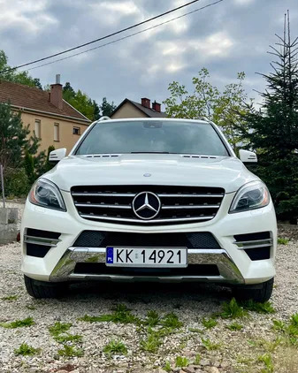 małopolskie Mercedes-Benz ML cena 124000 przebieg: 116000, rok produkcji 2013 z Niepołomice